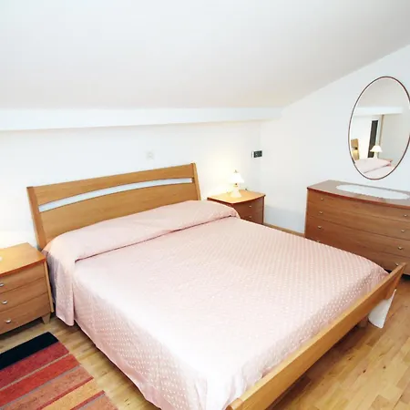 And By The Sea Supetarska Draga - Donja, Rab - 5033 Guest house